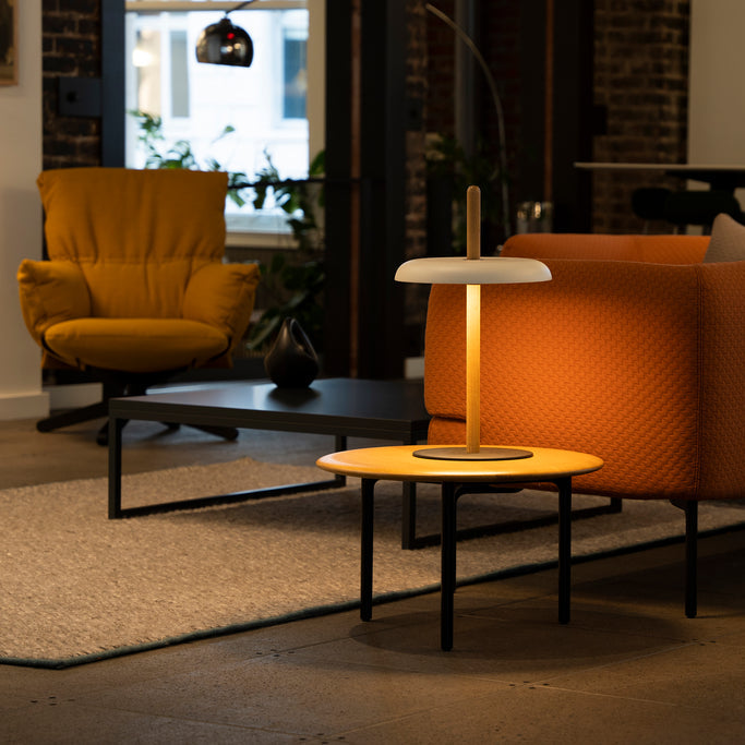 50PabloDesigns-NivelTableandFloor-ShowroomEnvironmental01_300_1024x1024_8ddd7b20-ee86-4fa3-9b63-202a905dd70d.jpg