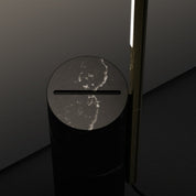 T.O Floor - Svart Marmor/Brass