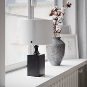 By Rydéns - Woody bordlampa H42cm svart/vit