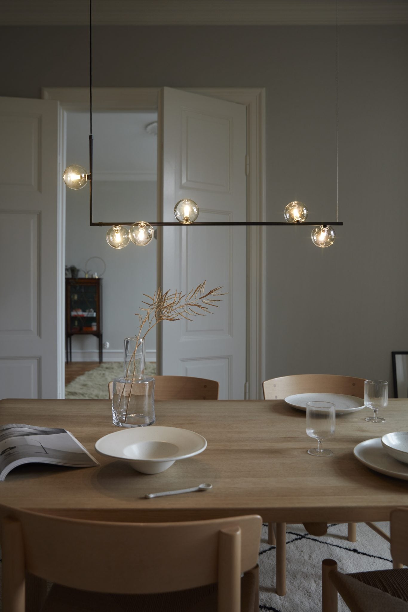 co_bankeryd_air_73_pendant_black_936165_1-1-1366x2049_7f7f5c5a-409f-43e8-b1c8-0093f231e0e3.jpg