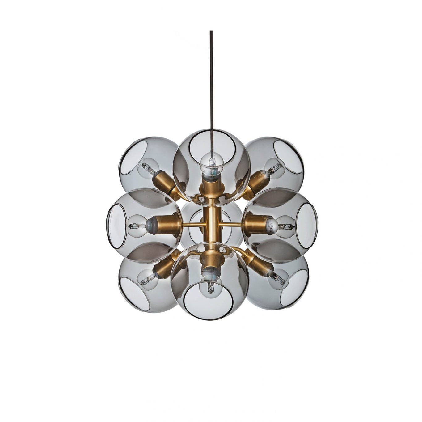 co_bankeryd_tage_50_pendant_brass_smoked_glass_912190_1500x1500-1366x1366.jpg